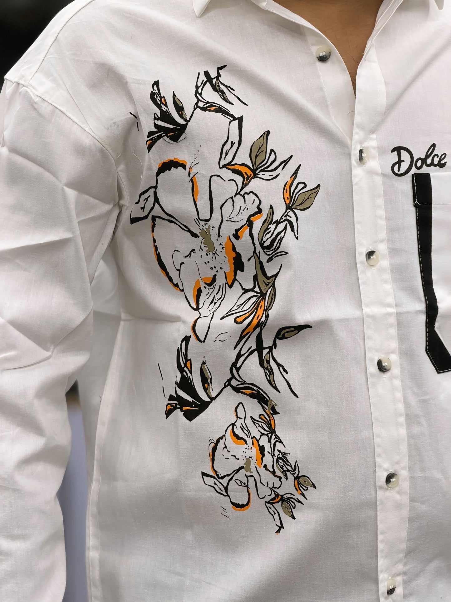 Men’s White Floral Graphic Print Shirt with Contrast Pocket – Stylish Casual Cotton Shirt
