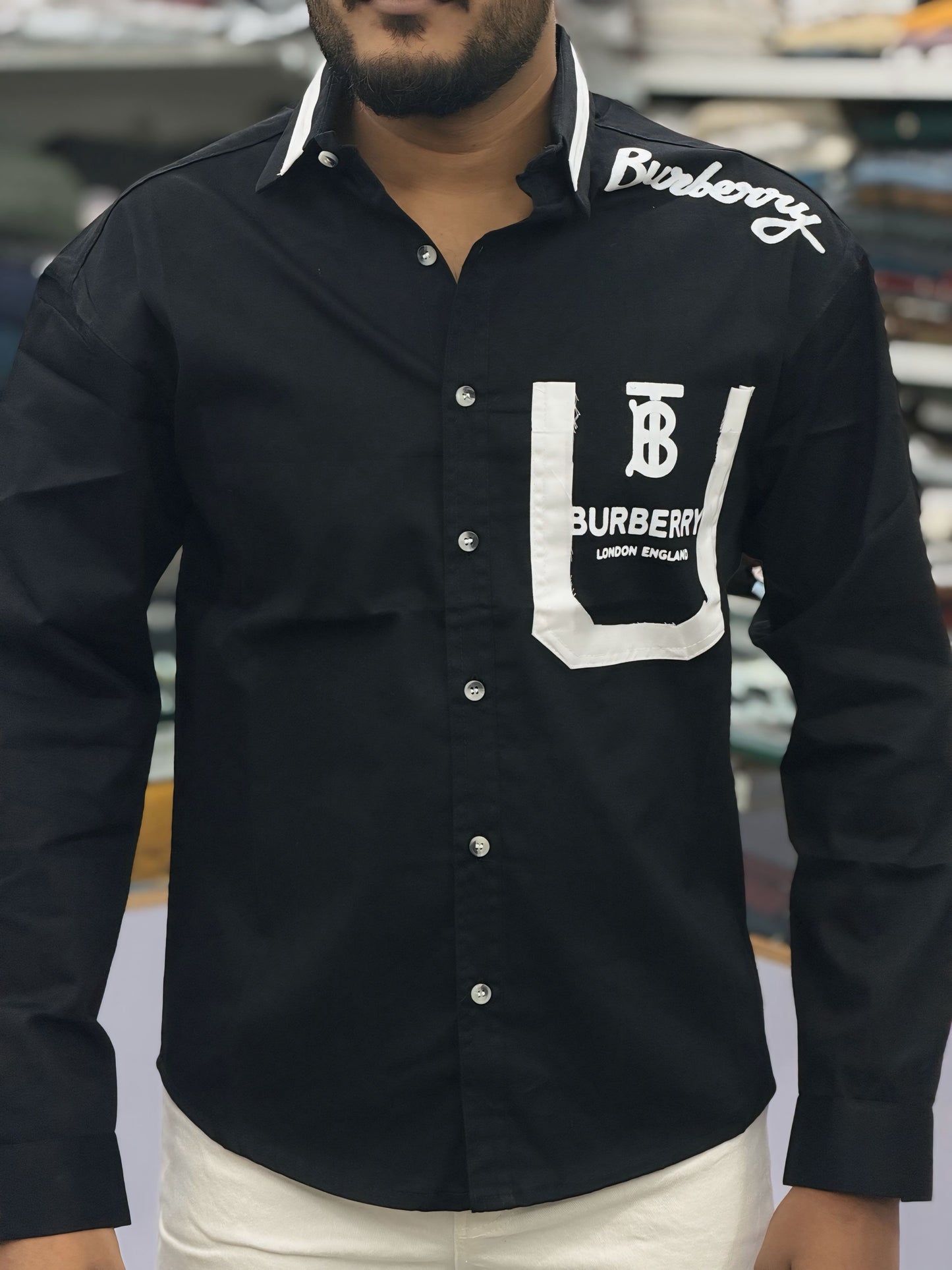 Men’s Black Graphic Print Shirt with Contrast Pocket – Stylish Street Style Cotton Shirt