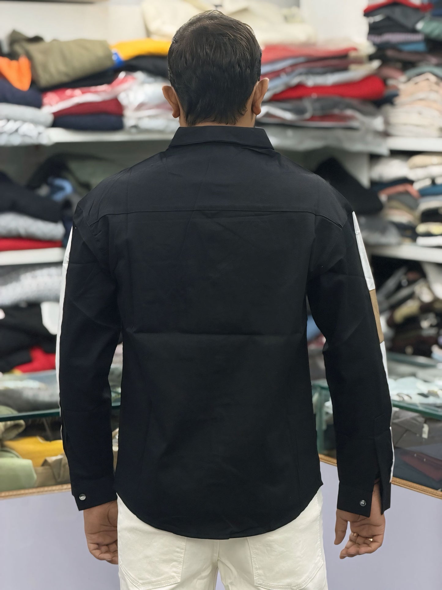 Men’s Black Graphic Print Shirt with White Sleeve Stripe – Stylish Street Style Cotton Shirt