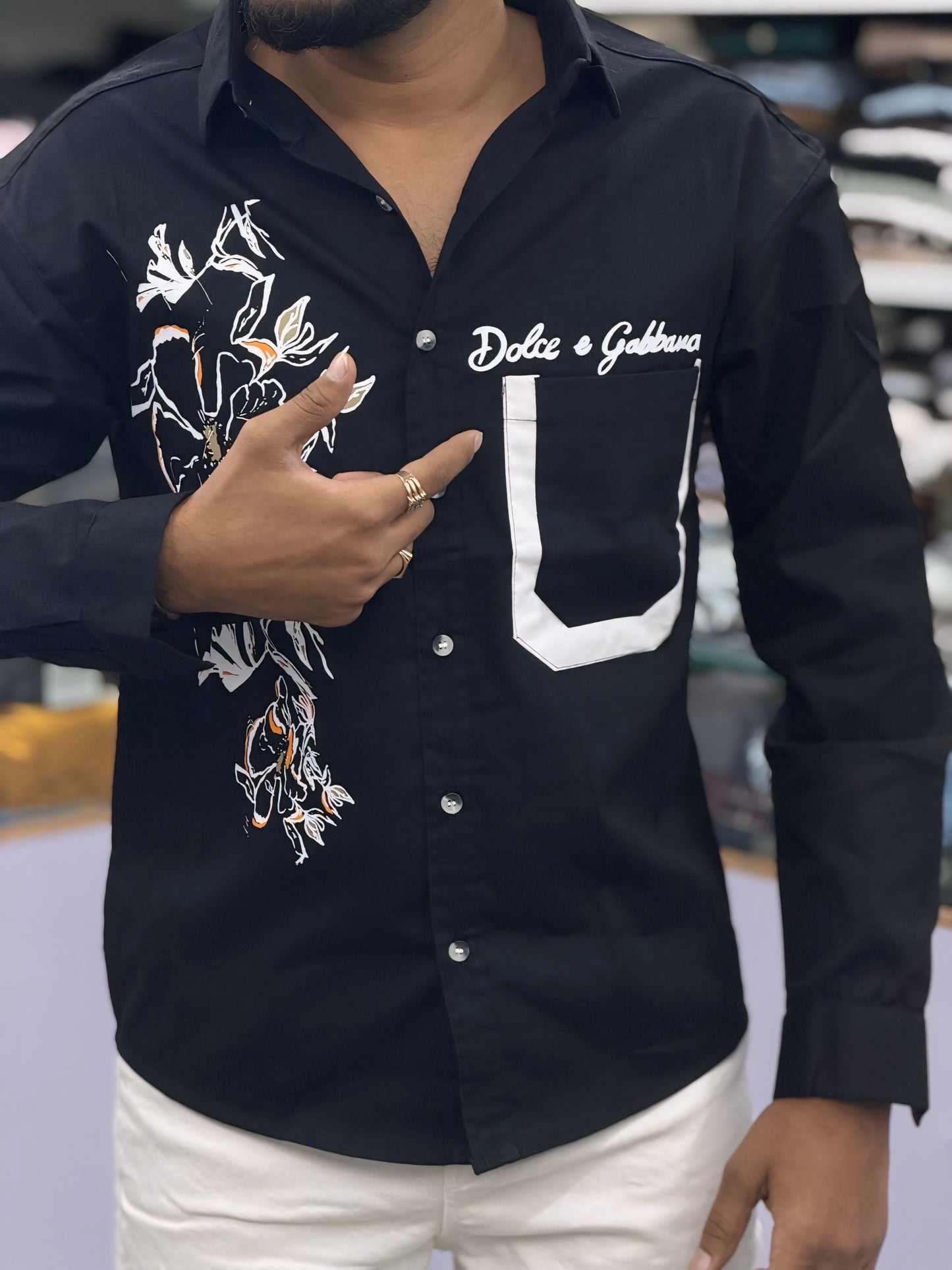 Men’s Black Floral Graphic Print Shirt with Contrast Pocket – Stylish Casual Designer Shirt