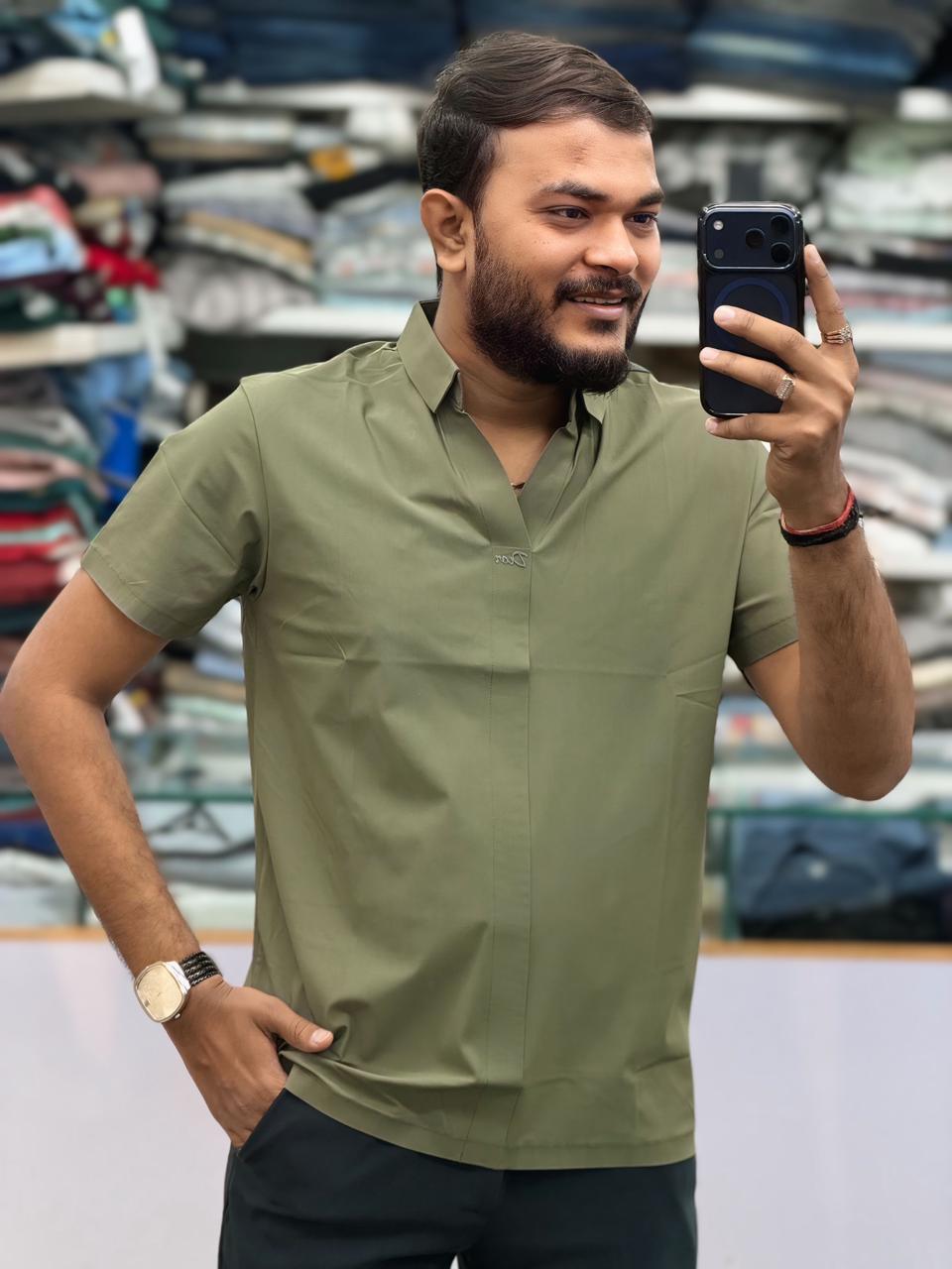 IMPORTED STITCHLESS TSHIRT - GREEN