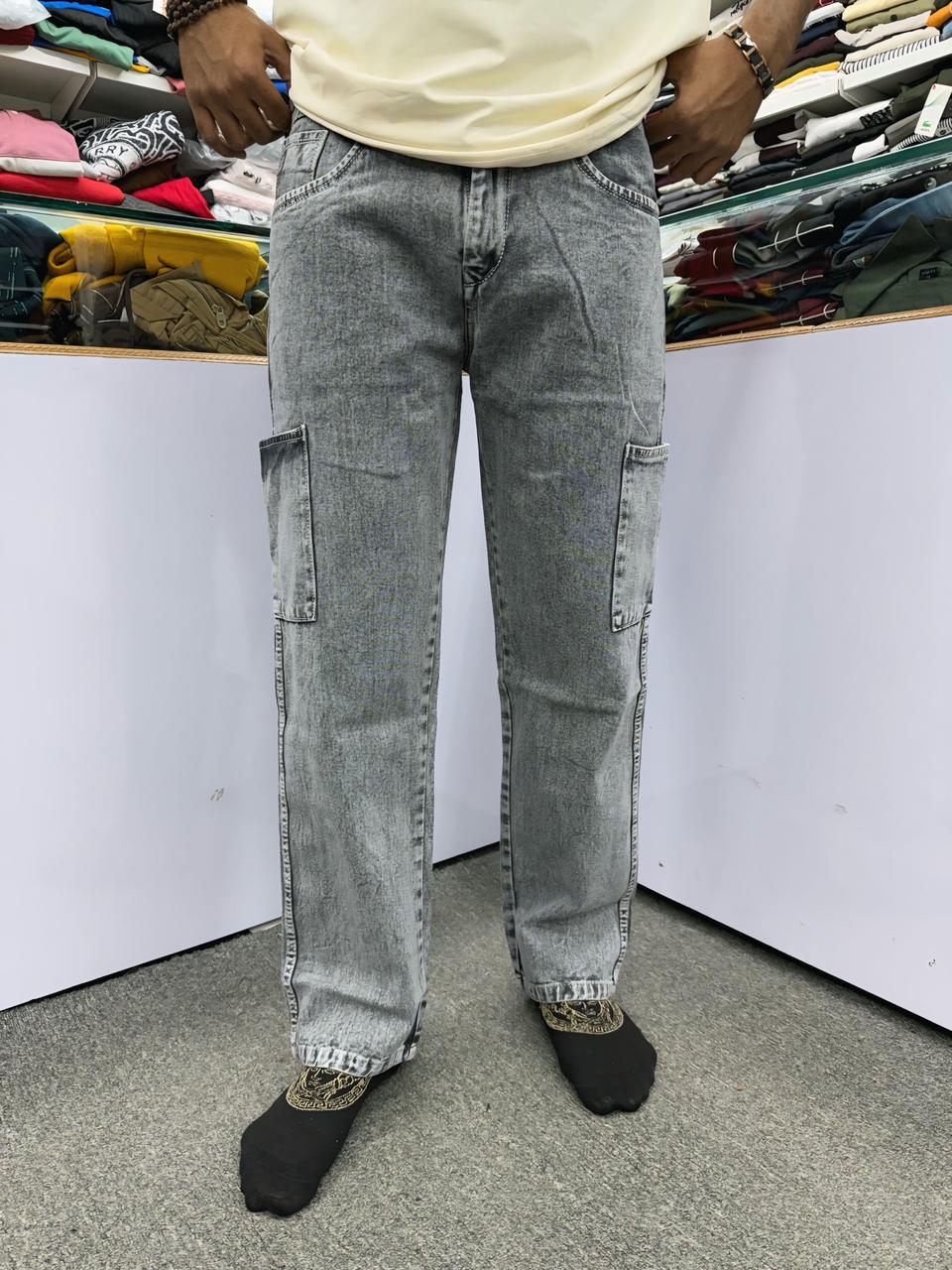 PREMIUM STRAIGHT-FIT CARGO - LIGHT GREY