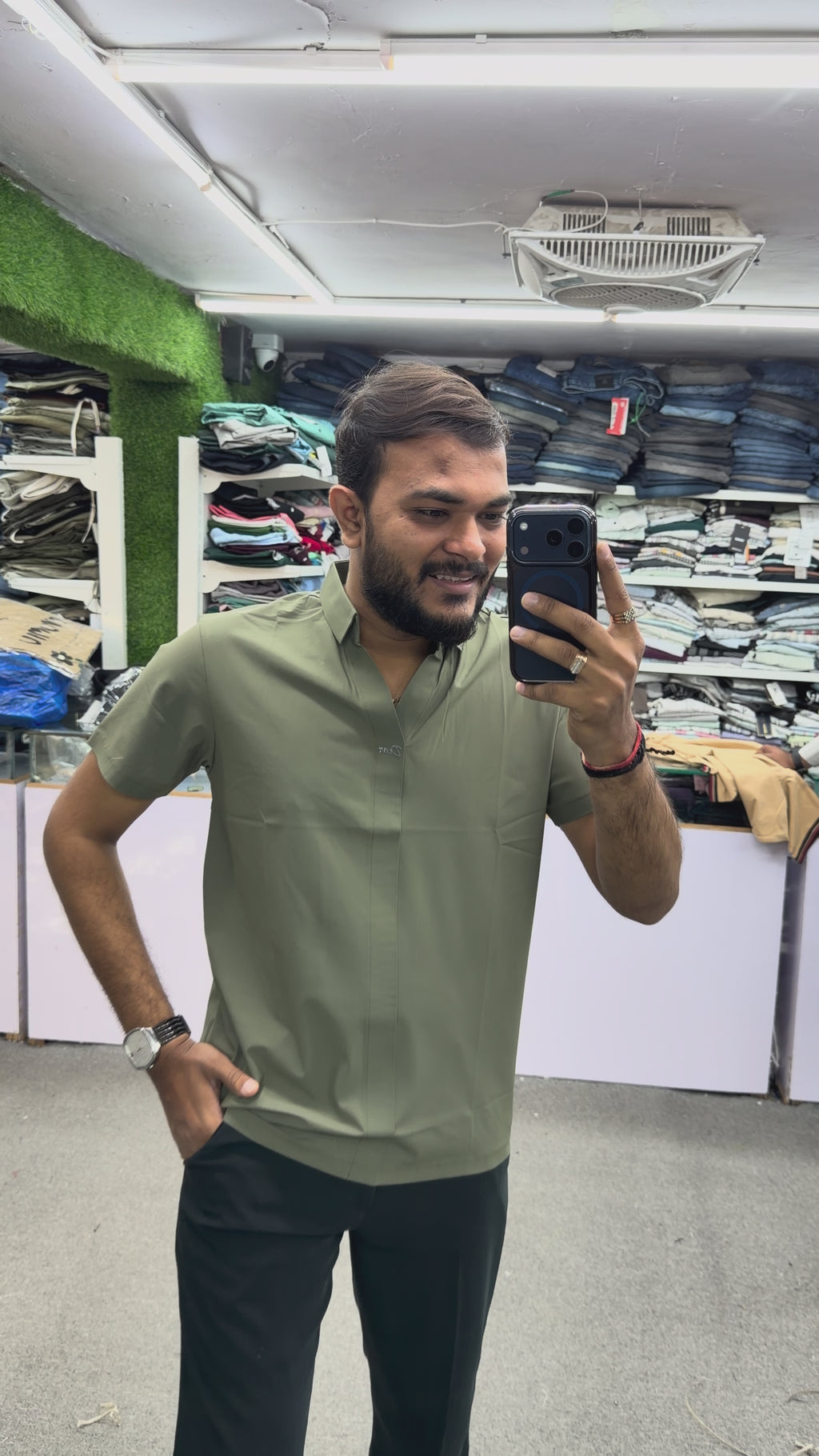 IMPORTED STITCHLESS TSHIRT - GREEN