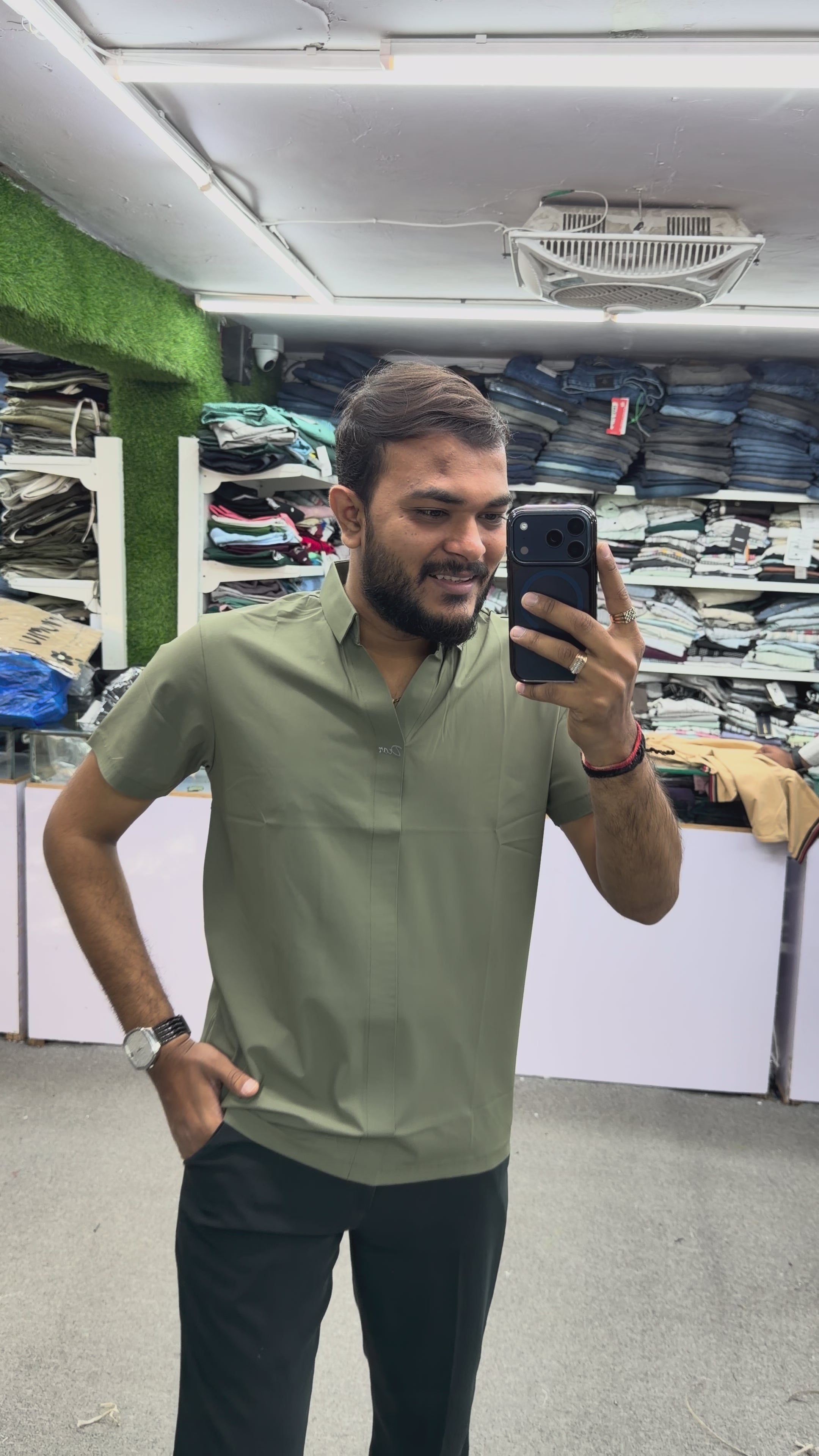 IMPORTED STITCHLESS TSHIRT - GREEN